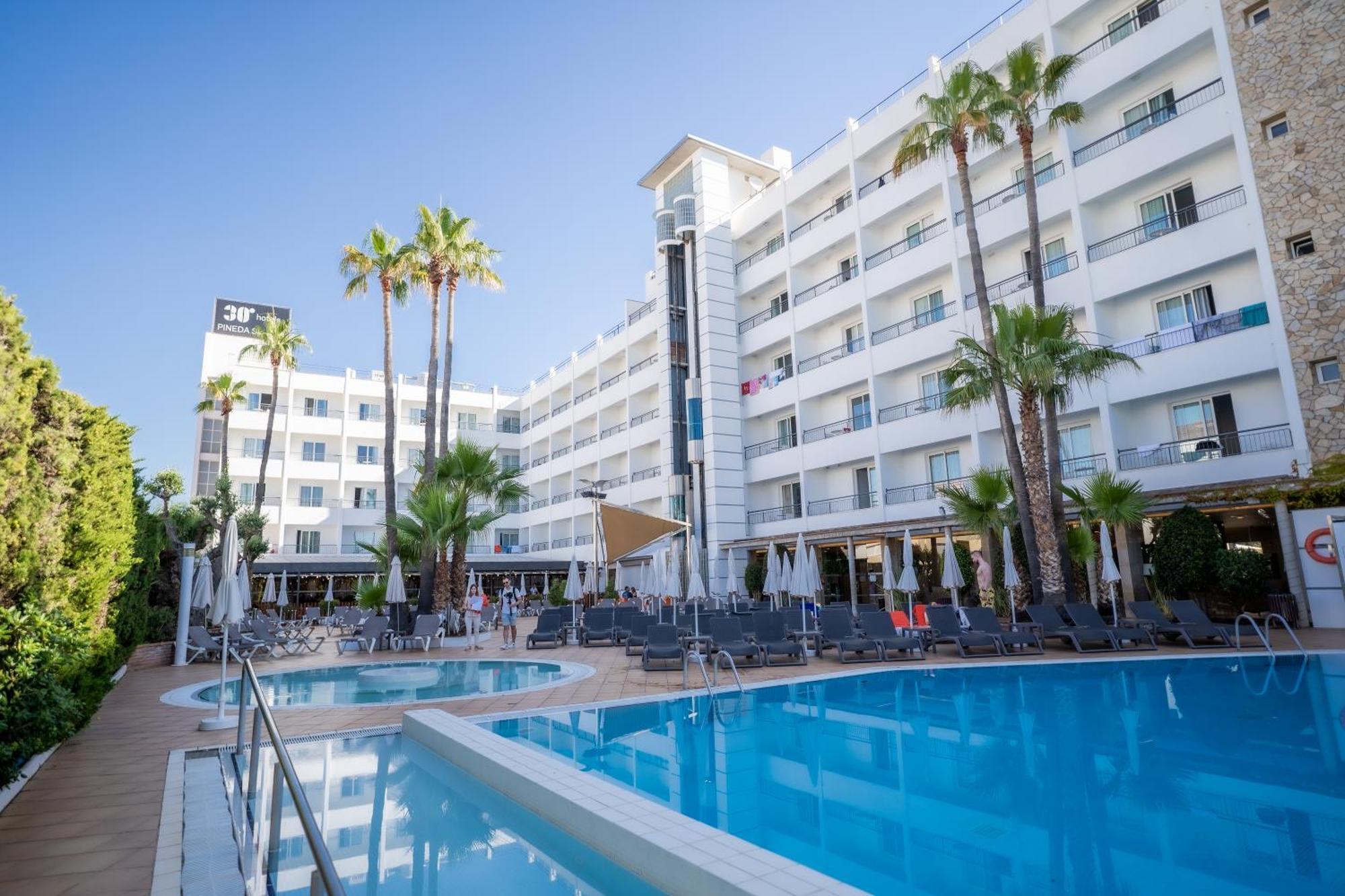 30º - Pineda Splash Hotel 4*